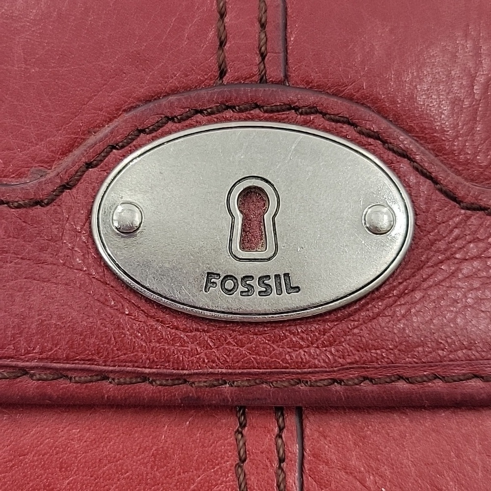 Fossil Red Leather Wallet with Silver Accents - Picture 7 of 16